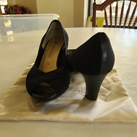 Peter Kaiser Open Toe Pump, black (PK 6 1/2 = US 9).Excellent Condition. Black. - Picture 2 of 10
